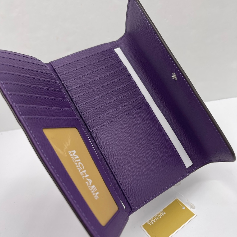 Michael Kors Lg Jet Set Travel Trifold Leather Wallet 
Dark Purple 
NWT - Picture 13 of 16